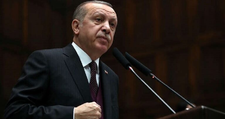 أردوغان: بايدن بدأ في نقل الأسلحة والذخائر إلى المنظمات الإرهابية في سوريا ولن نقف مكتوفي الأيدي