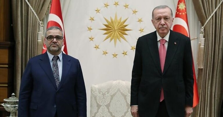 أردوغان يعقد لقاء مغلقا مع المشري