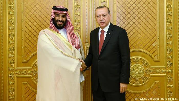 أردوغان يزور السعودية على رأس وفد كبير لأول مرة منذ 2018 أردوغان يزور السعودية على رأس وفد كبير لأول مرة منذ 2018