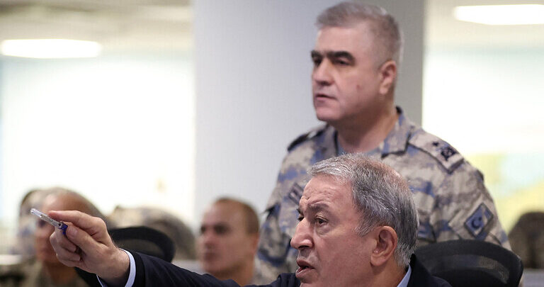 وزير الدفاع التركي: منذ 2015 تم تحييد 37 ألف “إرهابي” في شمال سوريا والعراق