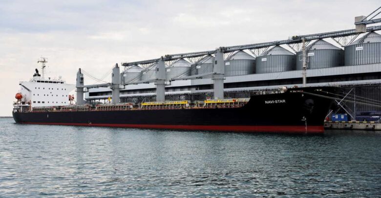 وزير الدفاع: تركيا تسعى لتمديد اتفاق الحبوب لمدة 120 يوما