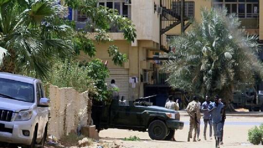 الخارجية التركية تعلق على إطلاق نار تجاه طائرة إجلاء رعاياها من السودان