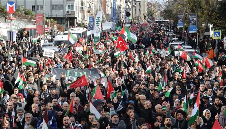وقفة احتجاجية في إسطنبول تضامناً مع غزة