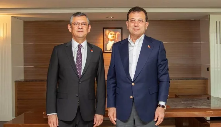 أزمة في حزب الشعب الجمهوري: رئيس الحزب أوزغور أوزال يغلق الهاتف في وجه إكرام إمام أوغلو