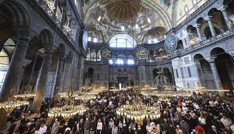 كل مساجد تركيا ستدعو لشهداء الجيش فجر الاحد