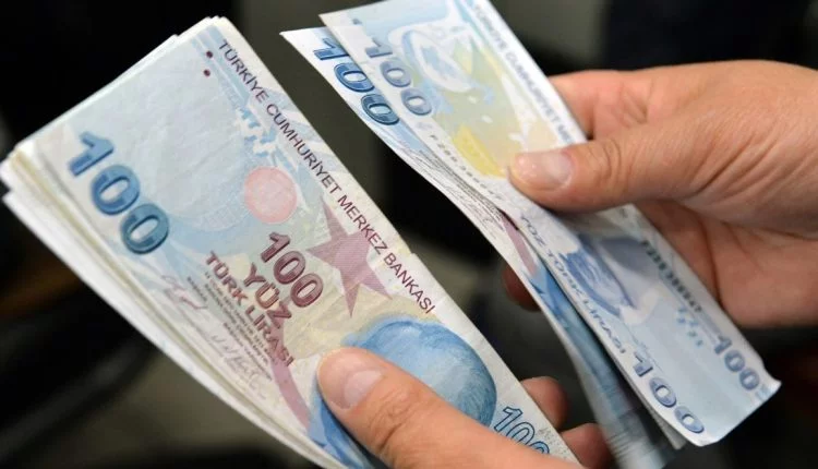 أسعار العملات: الدولار واليورو مقابل الليرة التركية أسعار العملات: الدولار واليورو مقابل الليرة التركية